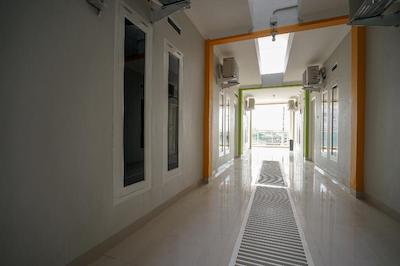 OYO 948 Vivi Residence Syariah Ii