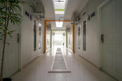 OYO 948 Vivi Residence Syariah Ii