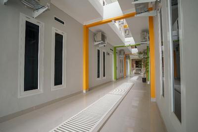 OYO 948 Vivi Residence Syariah Ii