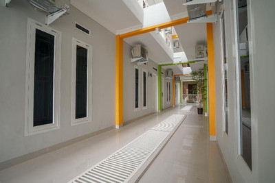 OYO 948 Vivi Residence Syariah Ii