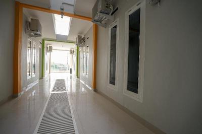 OYO 948 Vivi Residence Syariah Ii