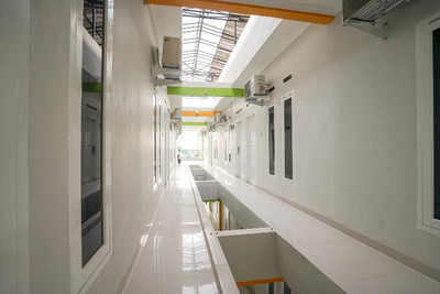 OYO 948 Vivi Residence Syariah Ii