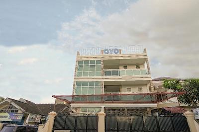 OYO 948 Vivi Residence Syariah Ii