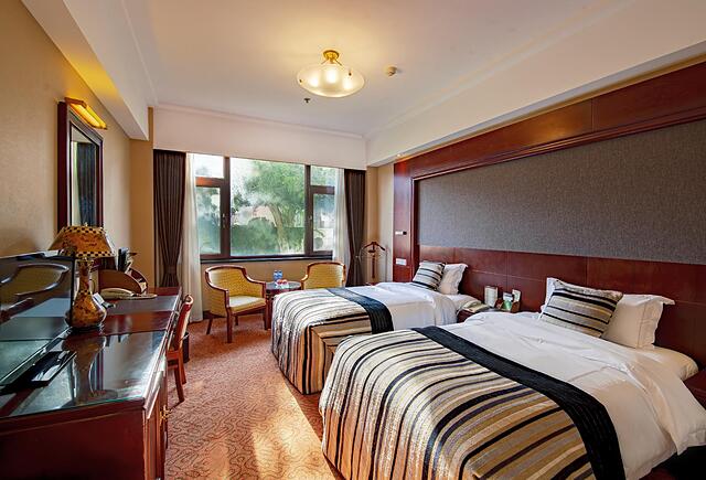 YANTAI GOLDEN GULF HOTEL