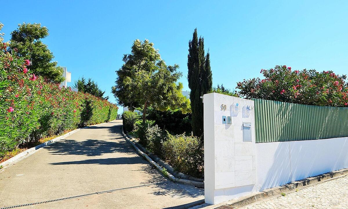 Hilltop Oasis Lisbon Lux Oeiras Resorts