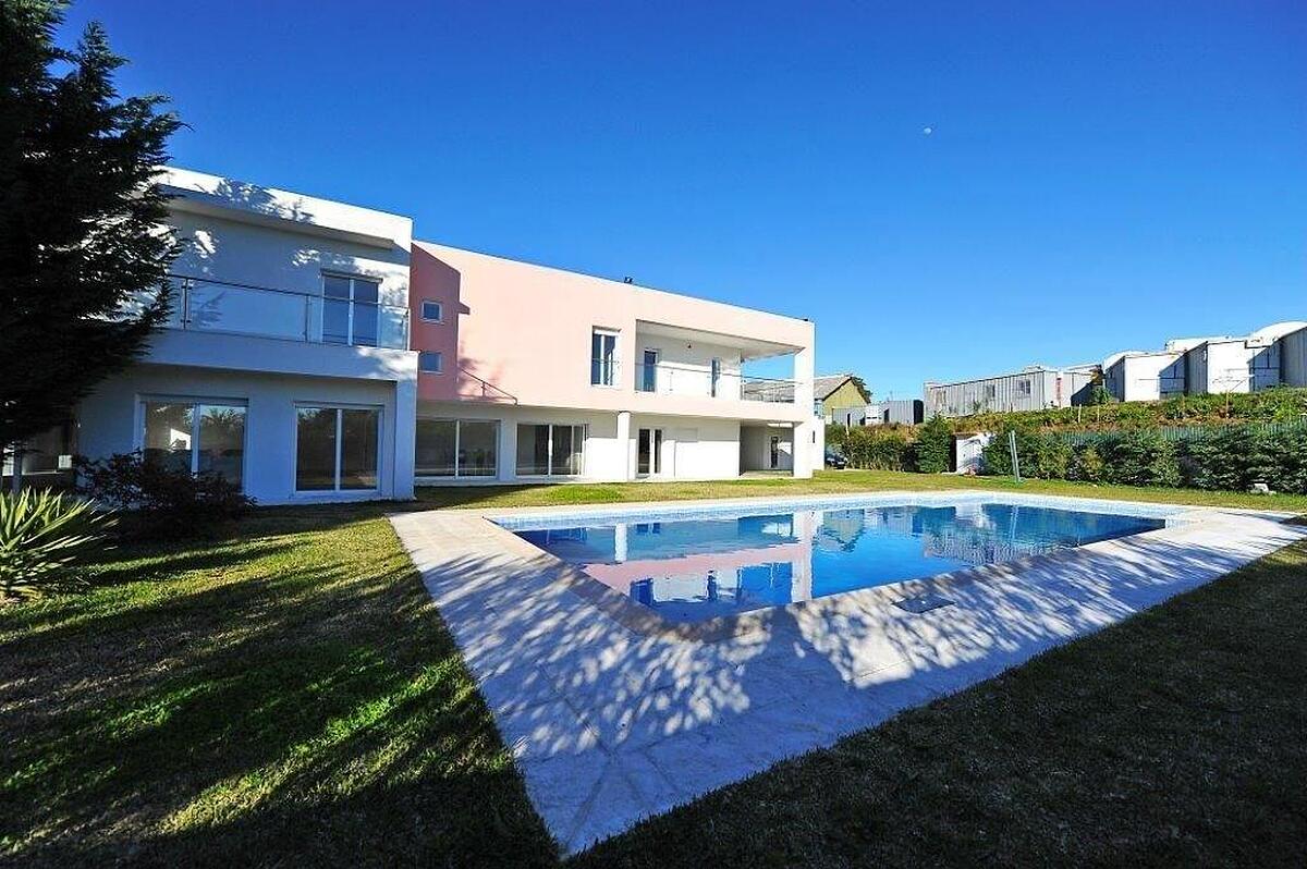 Hilltop Oasis Lisbon Lux Oeiras Resorts