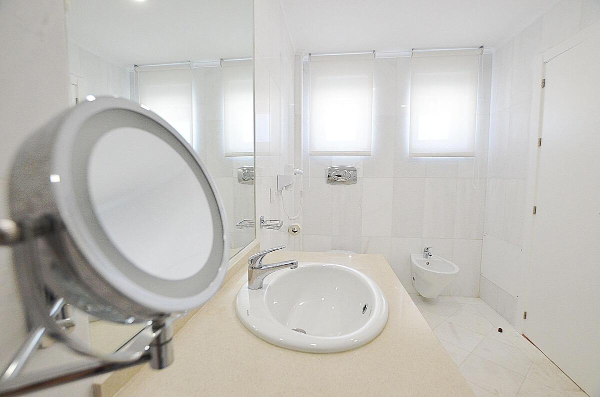 Hilltop Oasis Lisbon Lux Oeiras Resorts