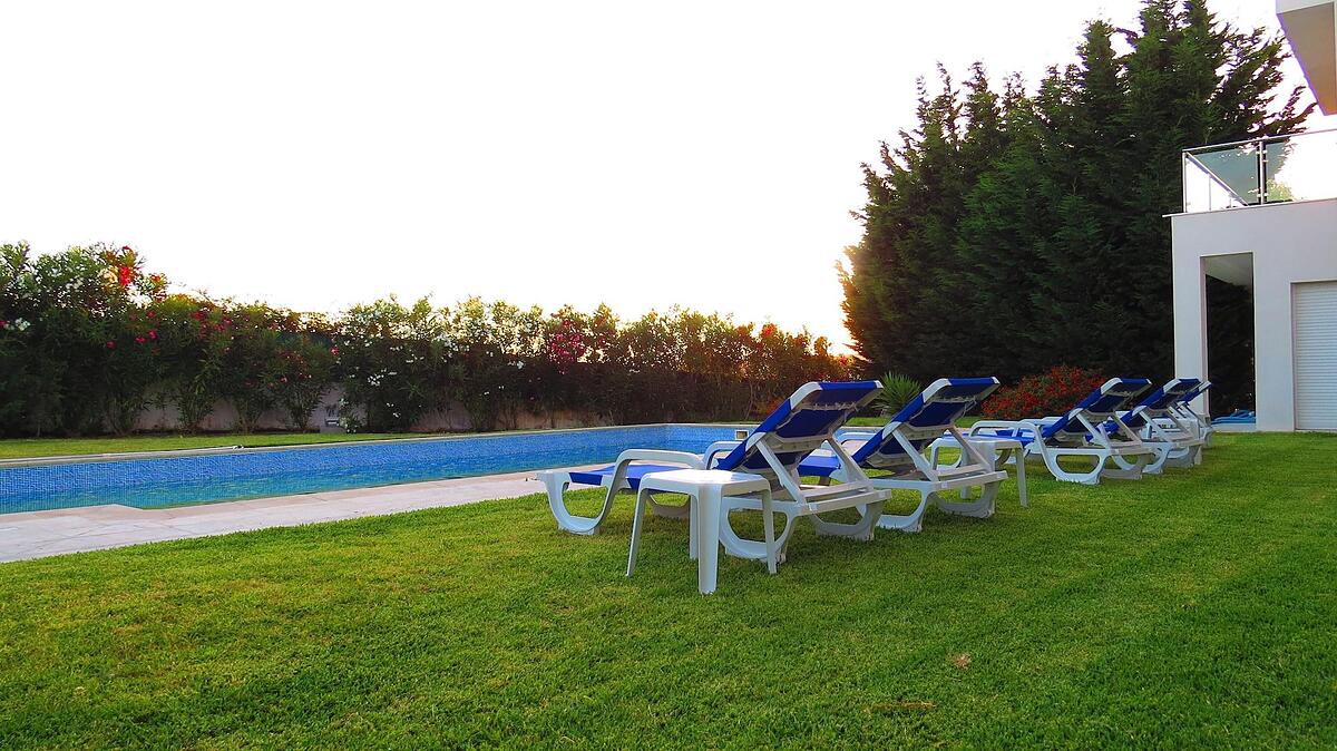 Hilltop Oasis Lisbon Lux Oeiras Resorts