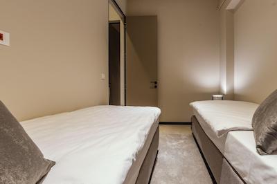 Dezman Luxury Center