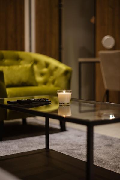 Dezman Luxury Center