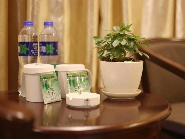 GreenTree Inn Mong Kok Express Hote