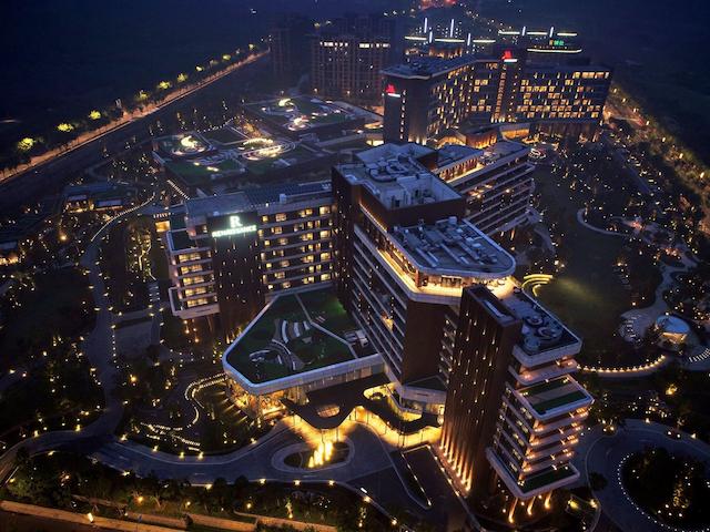 RENAISSANCE SUZHOU TAIHU LAKE HOTEL