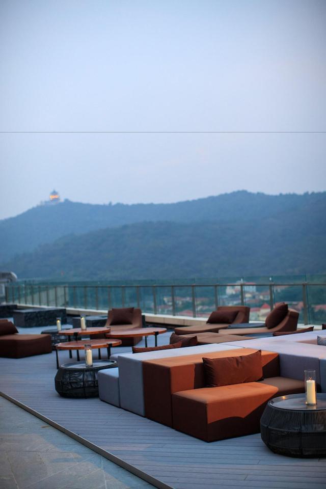 RENAISSANCE SUZHOU TAIHU LAKE HOTEL