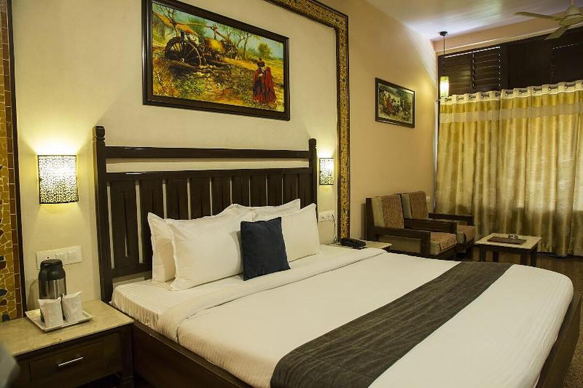 Hotel Mount Regency
