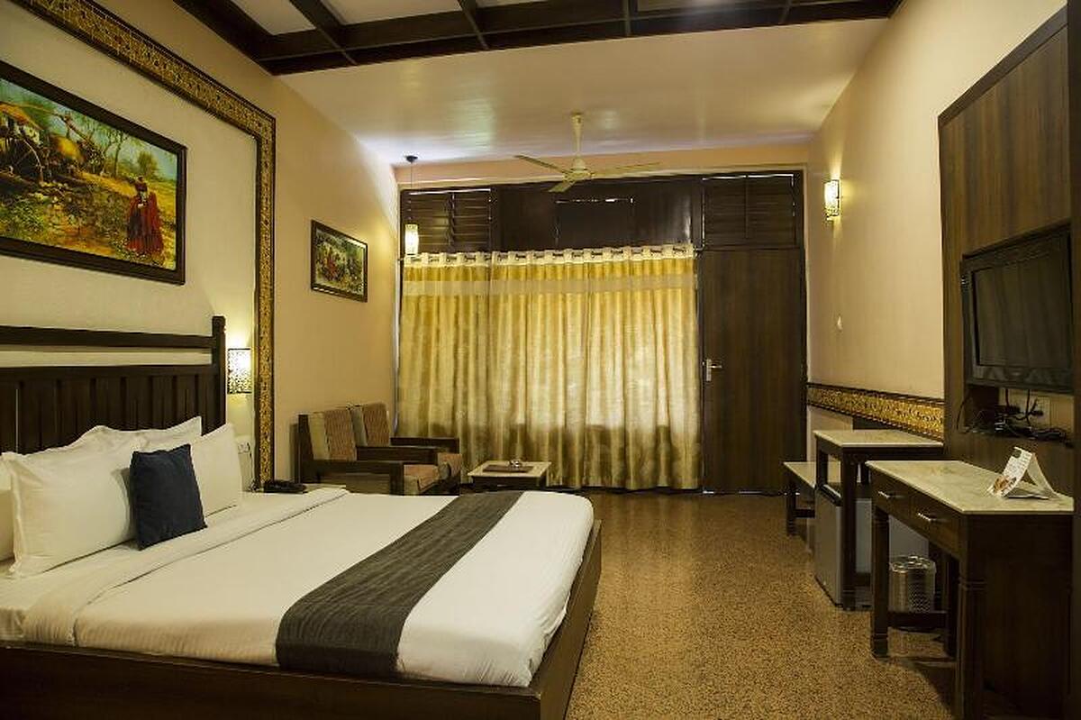 Hotel Mount Regency