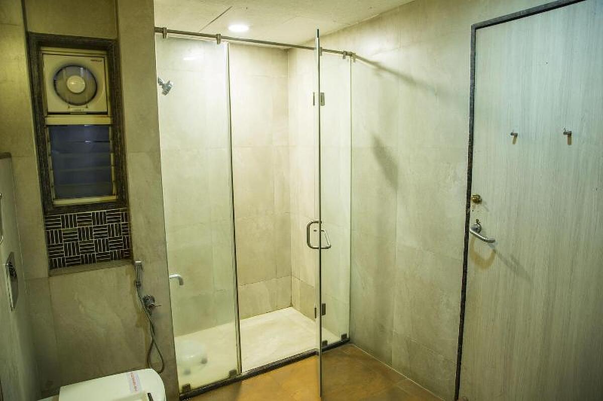 Hotel Mount Regency