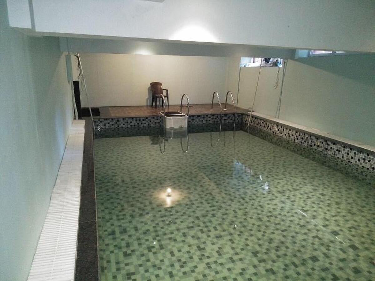 Hotel Mount Regency