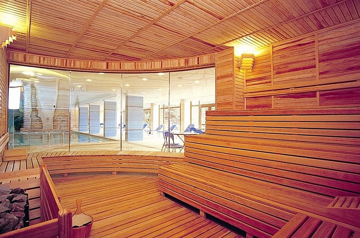 Grand Abant Hotel (Buyuk Abant Hotel)