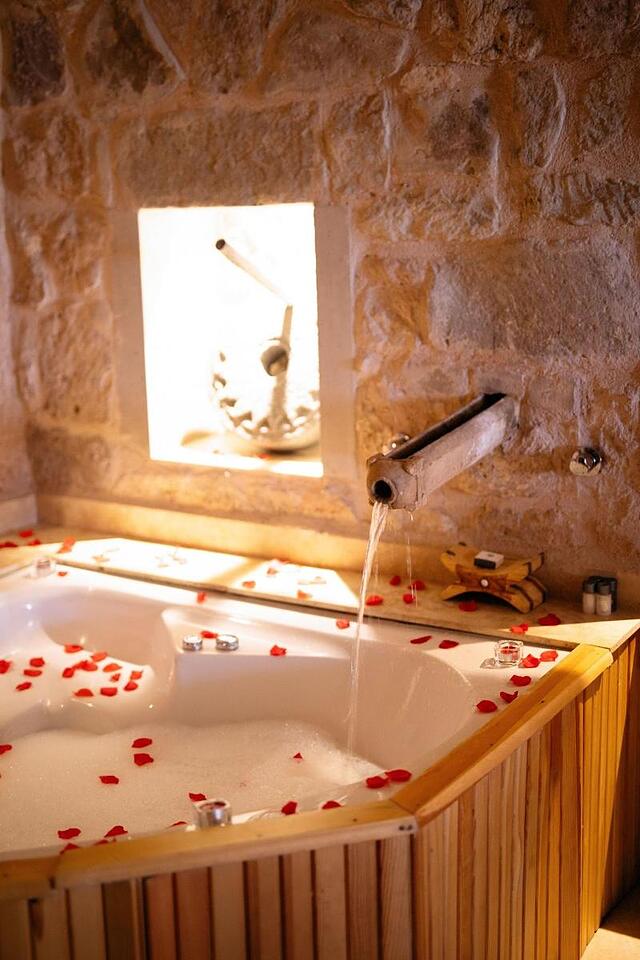 Kistar Cave Hotel