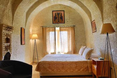 Kistar Cave Hotel