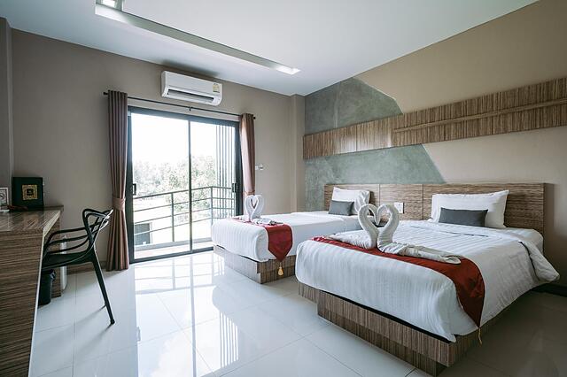 RAY HOTEL