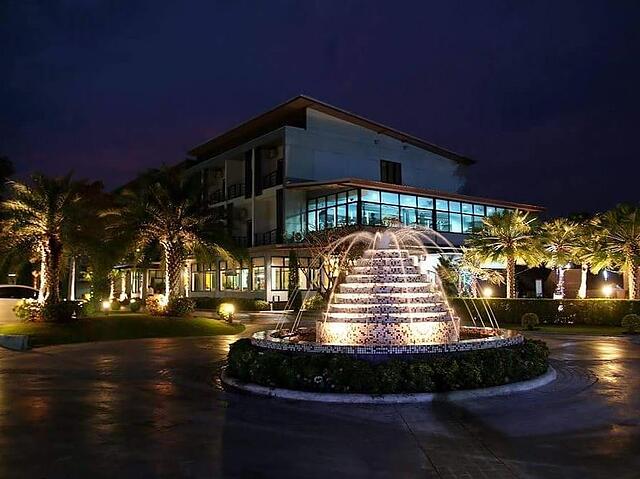RAY HOTEL