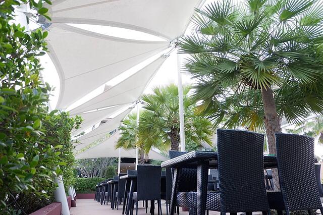 RAY HOTEL