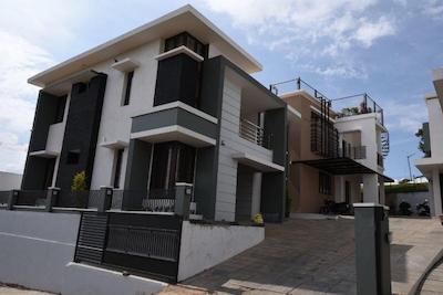 Albis Ville Hilltop Mansion