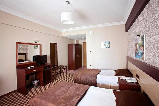Burc Best Hotel