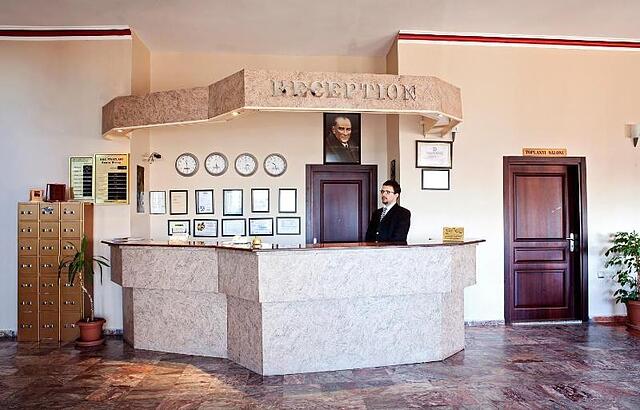 Burc Best Hotel