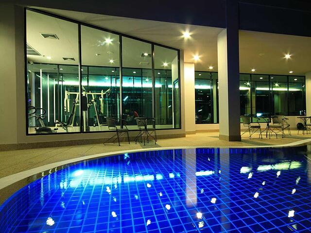 MANTRA VAREE HOTEL