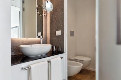 INNSIDE MILANO TORRE GALFA