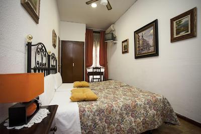 HOSTAL ARMESTO