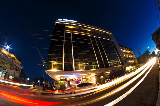 IRONWOOD HOTEL