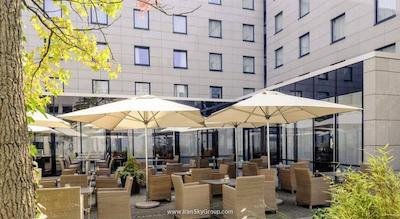 مرکور هتل دوسلدورف سیتی نورد