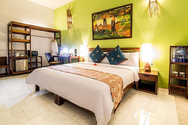 COCOTINOS LEMBEH A BOUTIQUE DIVE LODGE