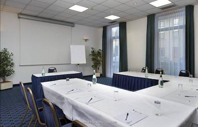 ویندهام گاردن دوسلدورف متمان هتل