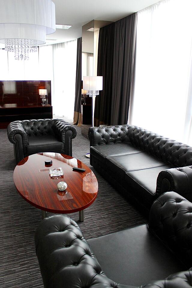 Admiral Hotel