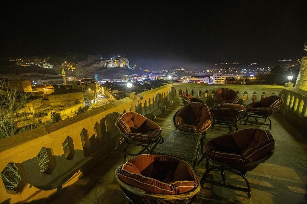 ROYAL CAVE HOTEL