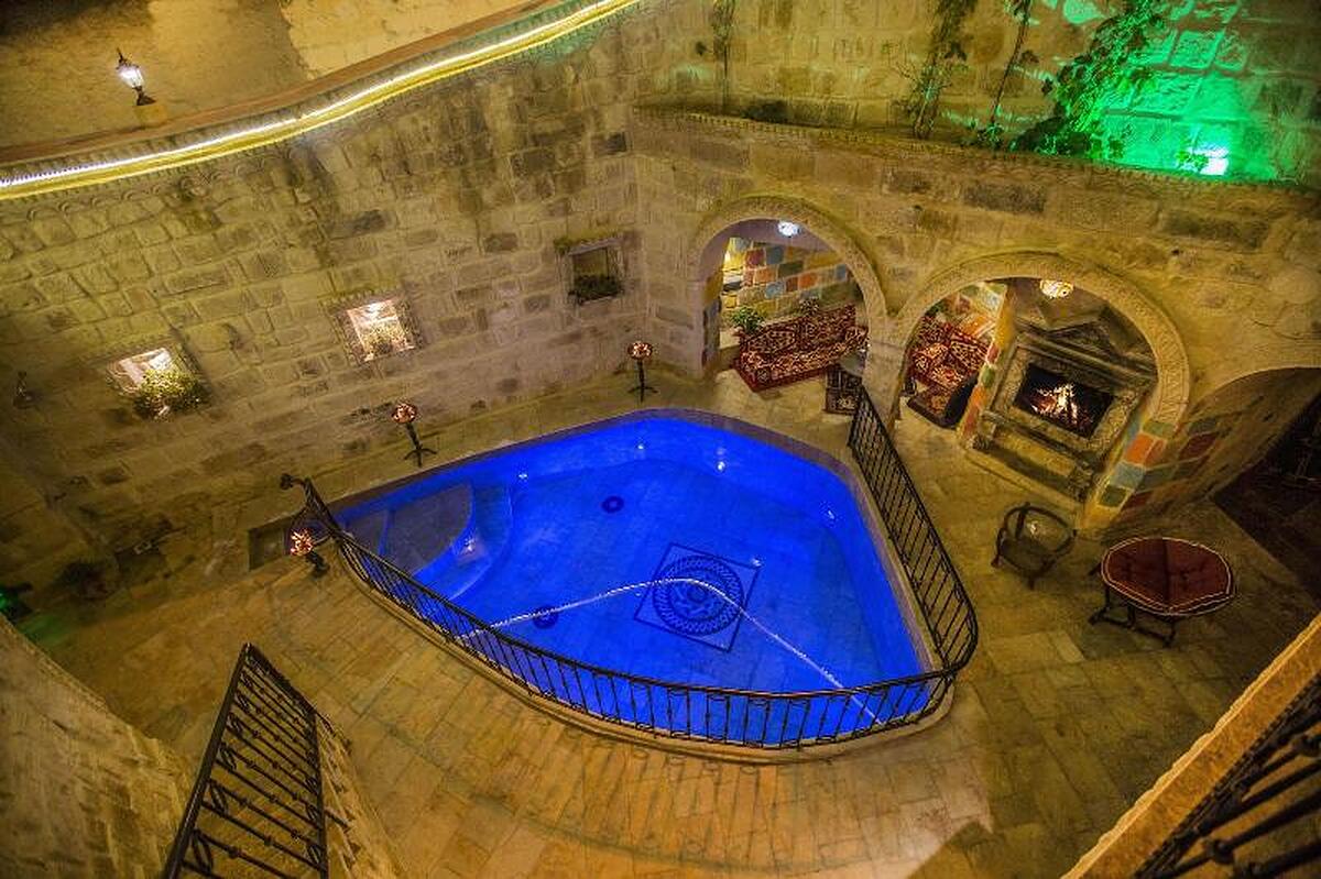 ROYAL CAVE HOTEL