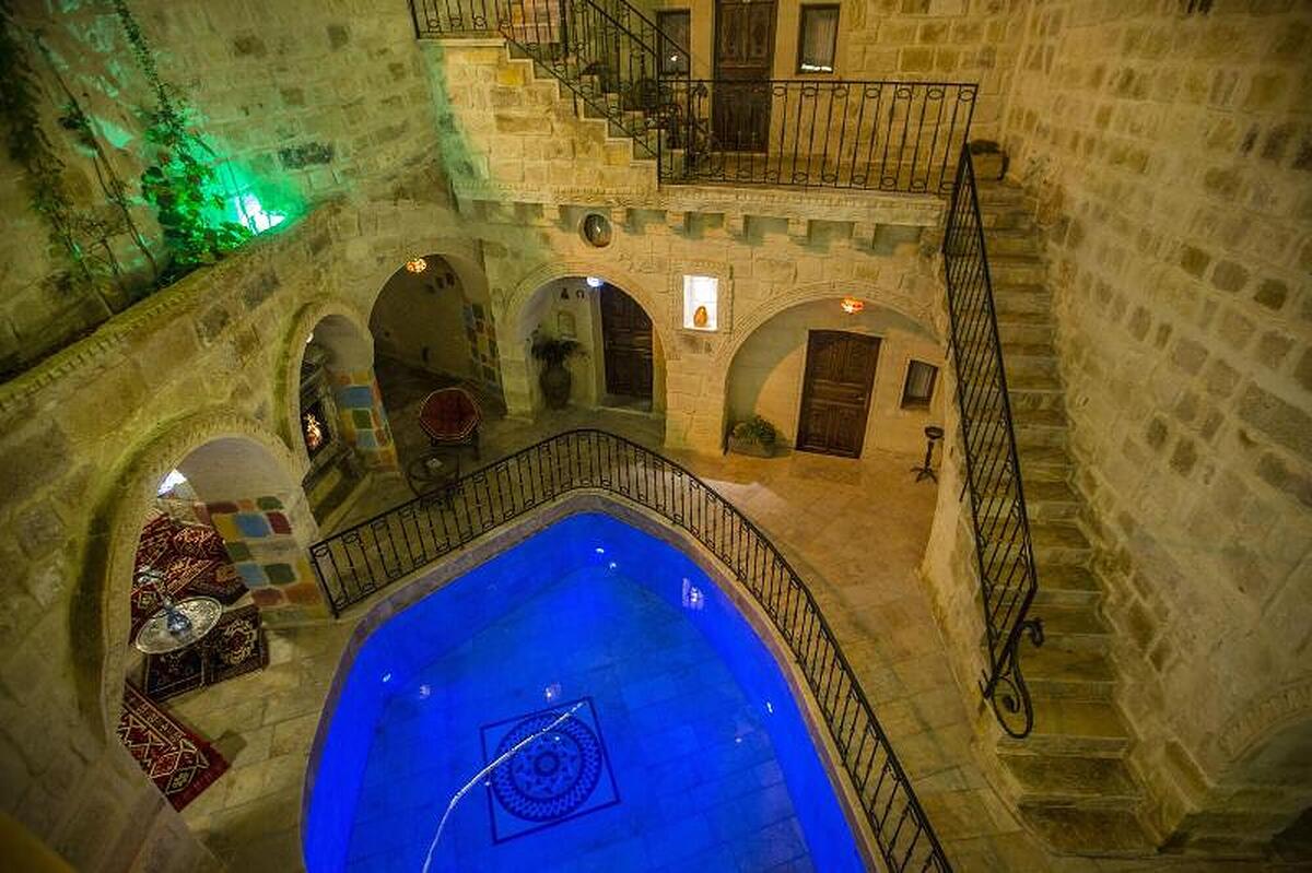 ROYAL CAVE HOTEL