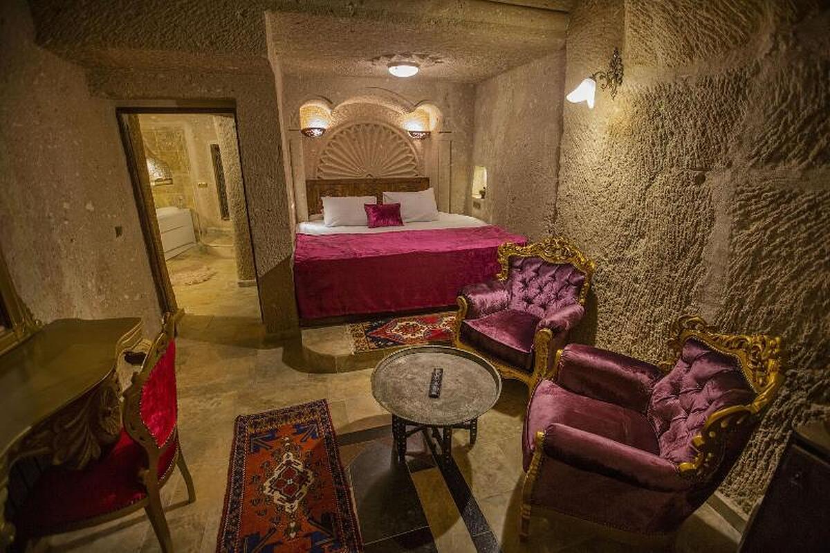 ROYAL CAVE HOTEL