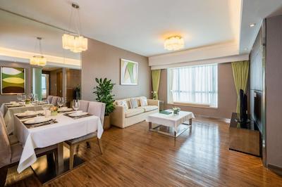 FIETSER INTERNATIONAL RESIDENCE