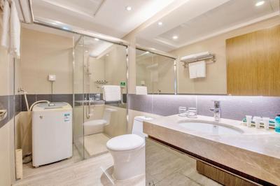 FIETSER INTERNATIONAL RESIDENCE