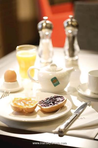 اناچ دوسلدورف کنیکسالی