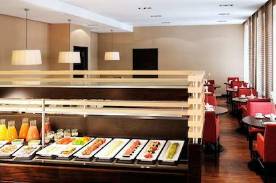 اناچ دوسلدورف کنیکسالی