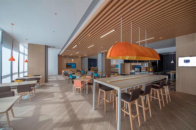 Holiday Inn Express Xiamen Airport Harbor