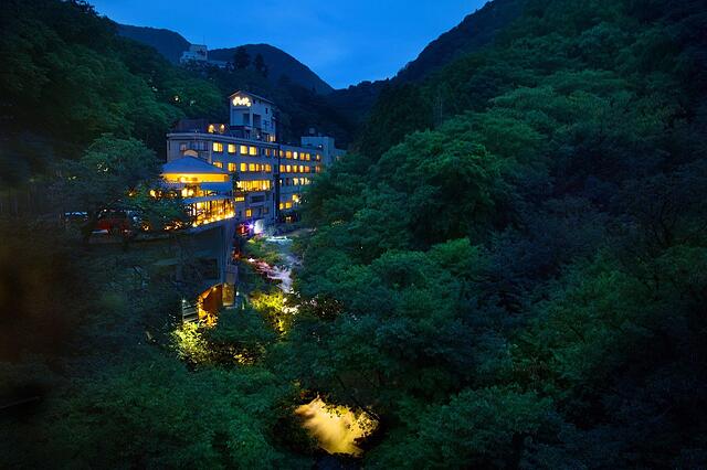 Aizu Higashiyama Onsen Tsuki No Akari