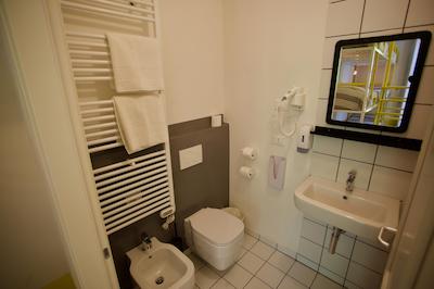 OSTELLO BELLO LAKE COMO