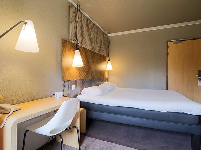 ibis Montauban